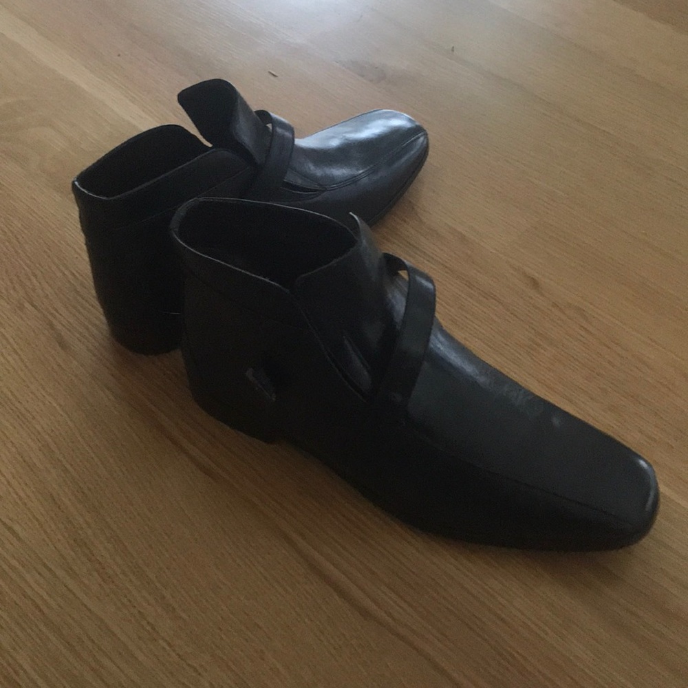 COPY - NWOT Tory Burch Caballo Bootie